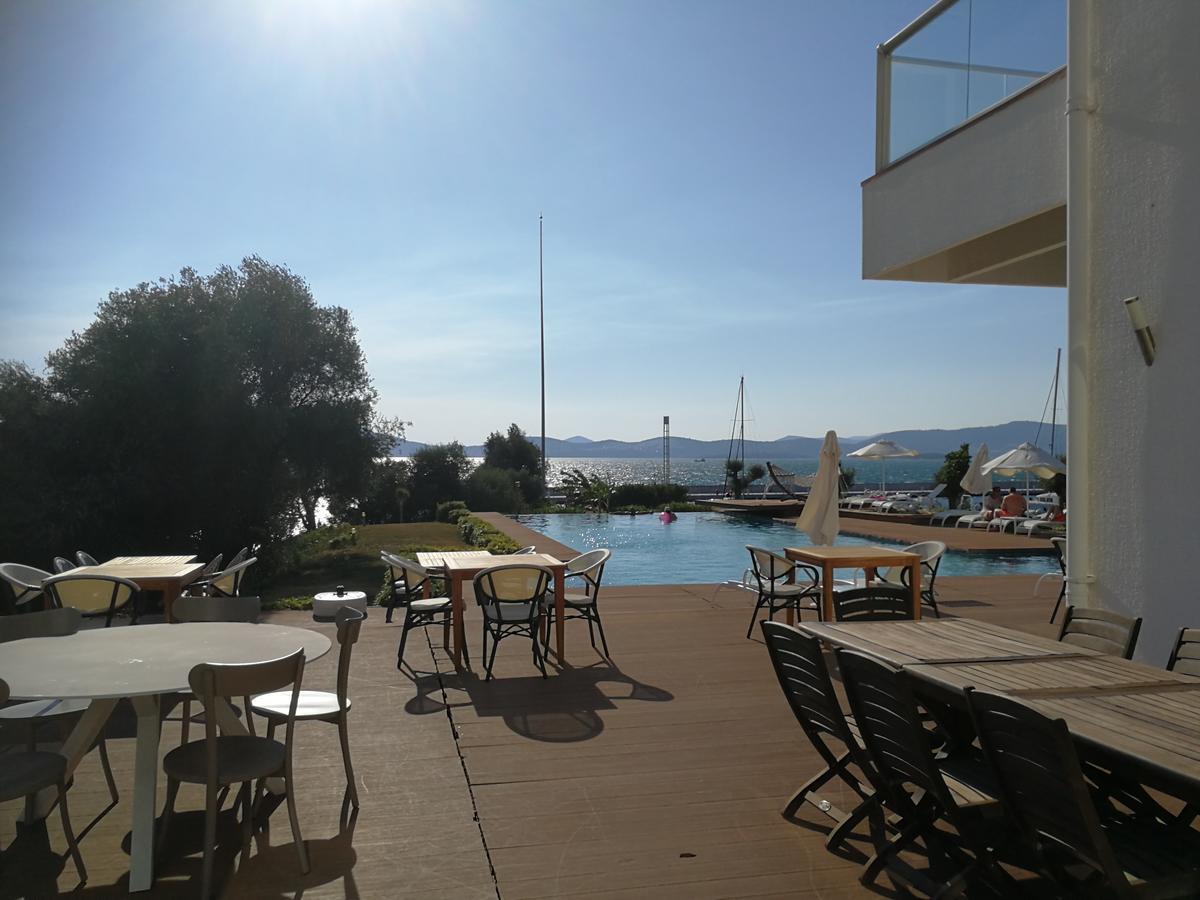 Egesu Marina Guest House Güllük Dış mekan fotoğraf