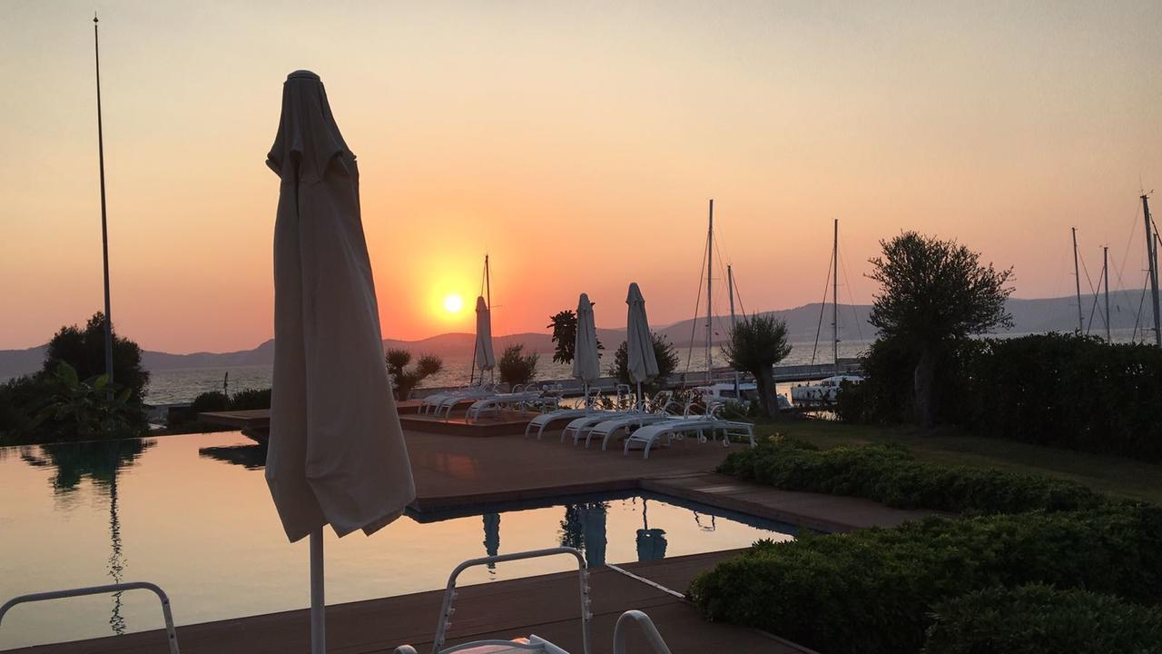 Egesu Marina Guest House Güllük Dış mekan fotoğraf